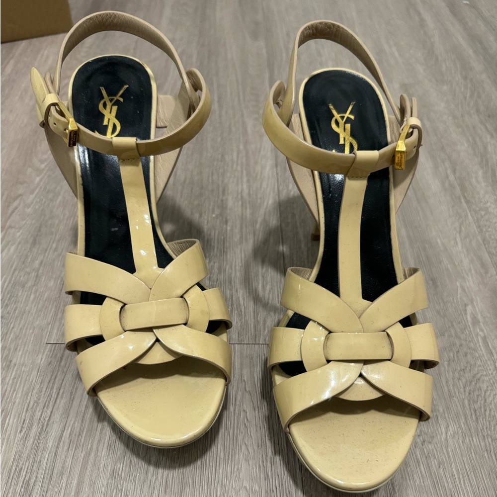 SAINT LAURENT TRIBUTE 75 PATENT PLATFORM SANDAL